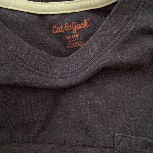 Boys shirts size XL - Picture 10 of 12